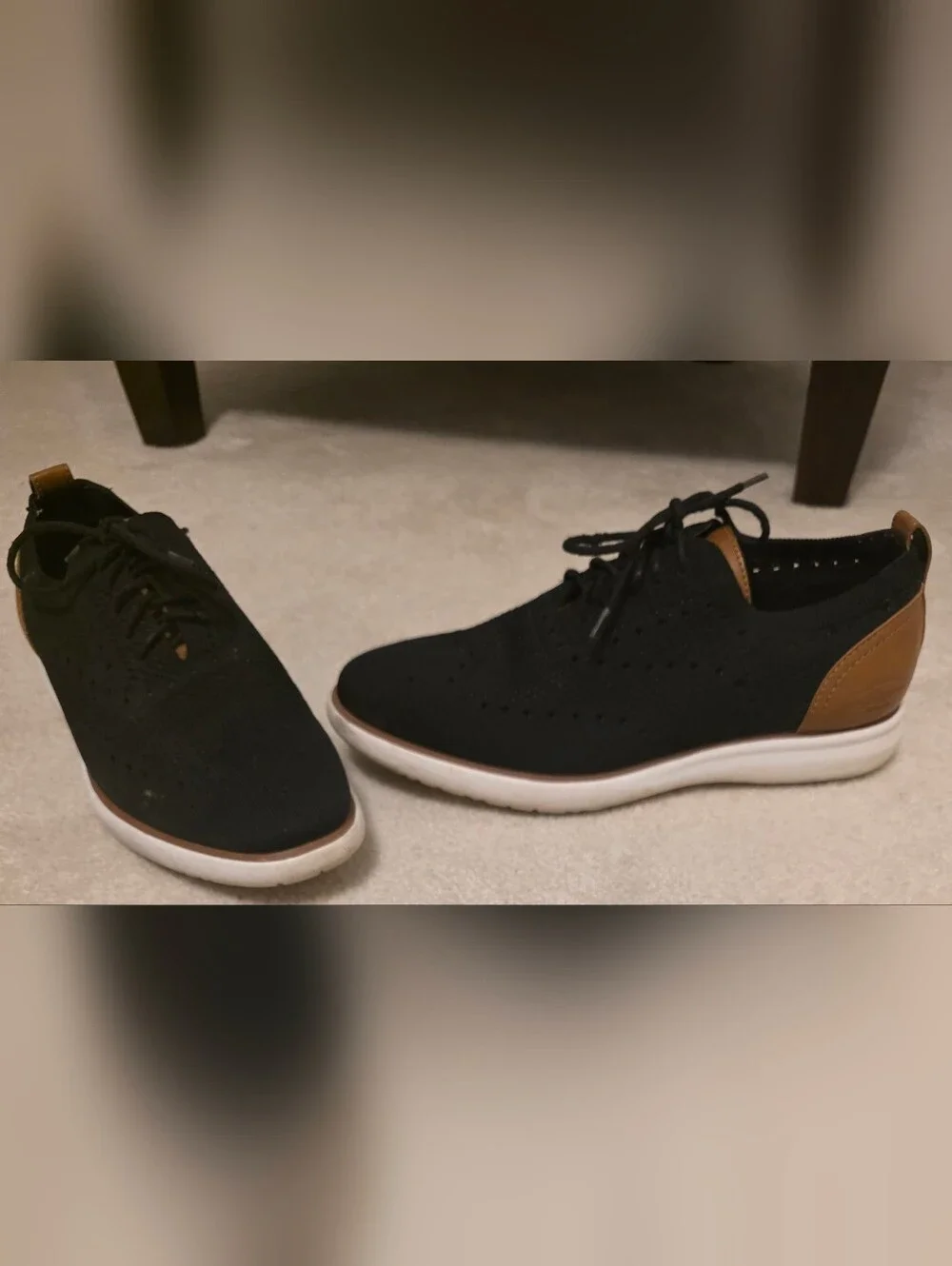 G.H. Bass & Co. Men's - 9.5 Black Knit Casual Dress Shoe Tan Heel & Tongue